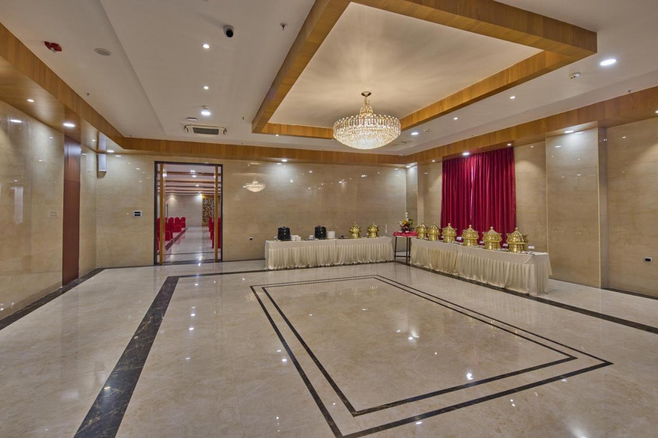 Golden Tulip Tirupati Hotel Exterior foto